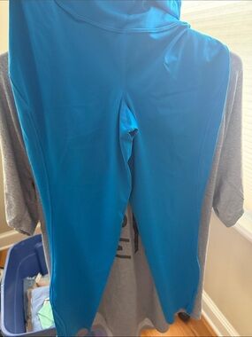 lululemon X OTF collab Fast and free Teal Performance Leggings. Worn once!